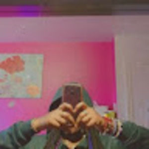 Meet your Posher, Rose-evariste